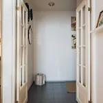 Authentic & Personal Flat In Trendy Toeoeloe דירה